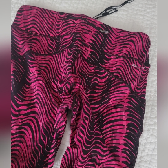 Nike Epic Lux Running Crop Tights Size M - Picture 5 of 5